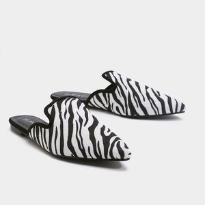 Nasty Gal Run the World Zebra Flat Mules Sz 5, NIB